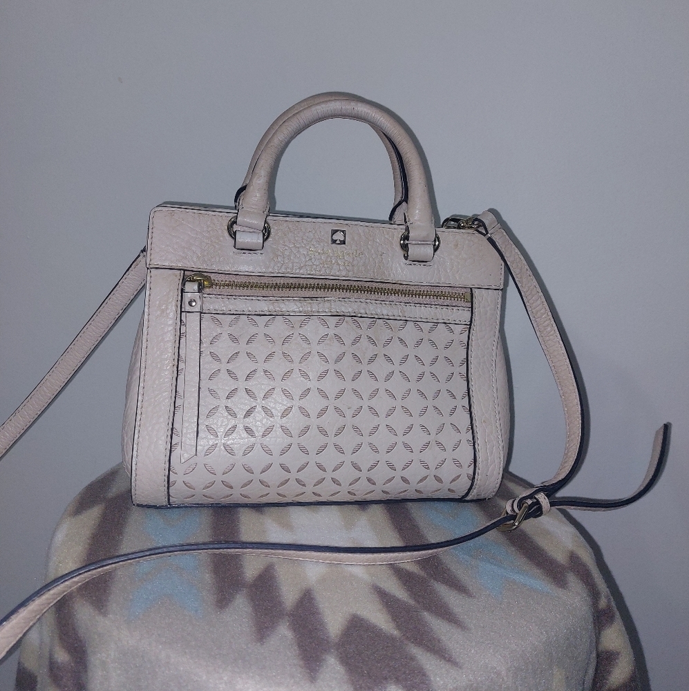 Kate Spade Bag Color: Beige Size: Medium